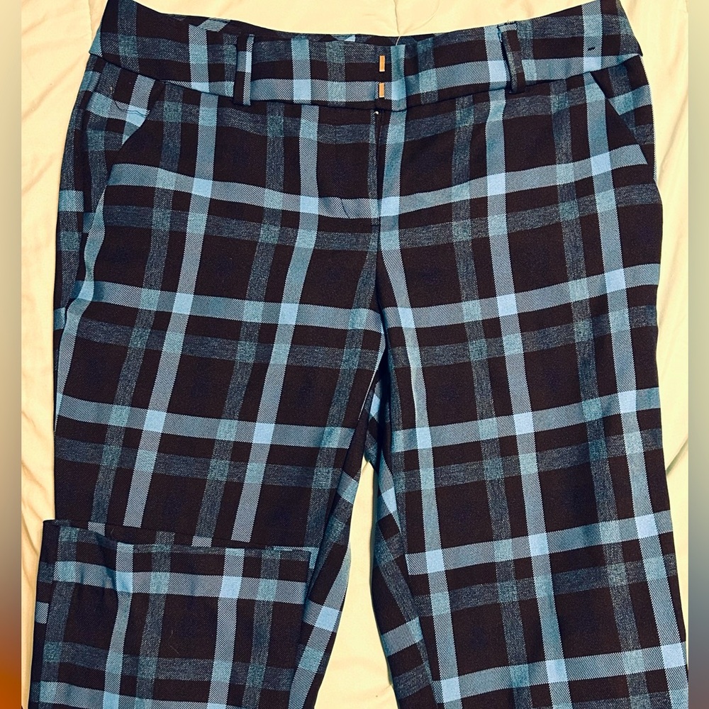 Blue and black plaid pants with straight leg SIZE 6